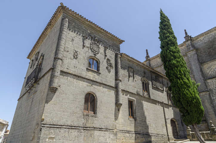 Jaén - Baeza 33 - casas Consistoriales.jpg